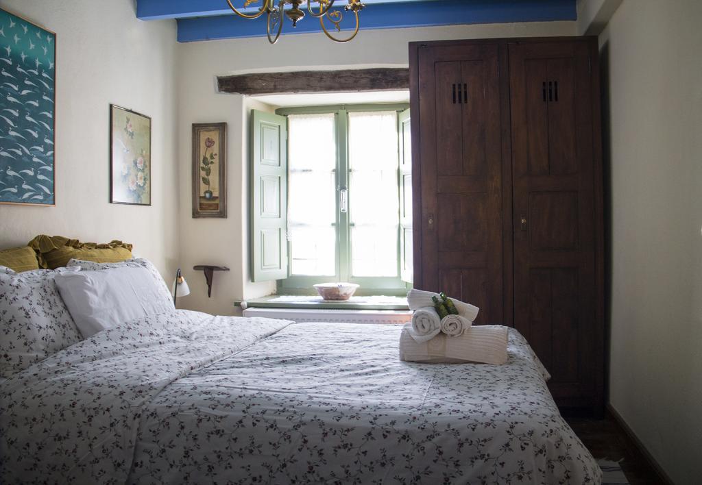 Efipoi Apartment Pinakatai Ngoại thất bức ảnh