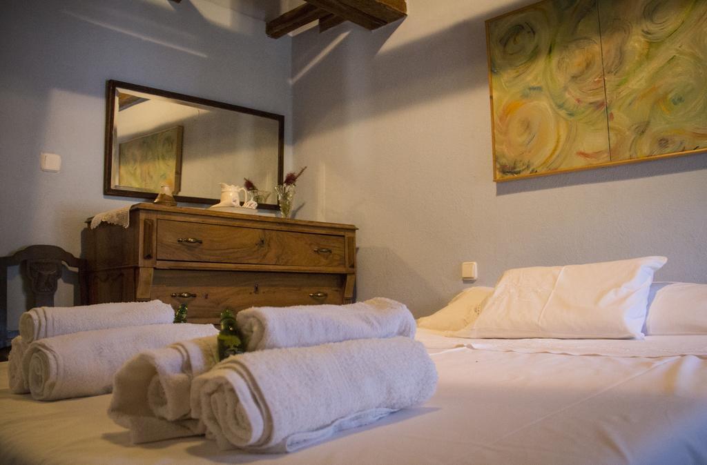Efipoi Apartment Pinakatai Ngoại thất bức ảnh
